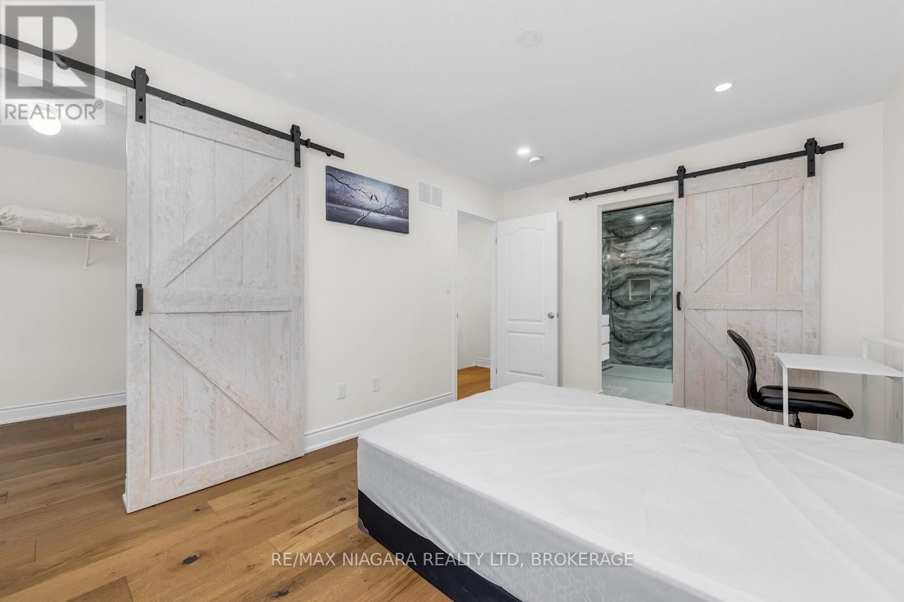 9 BRUTON STREET NORTH Image 15