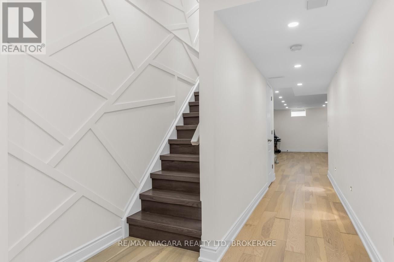 9 BRUTON STREET NORTH Image 24