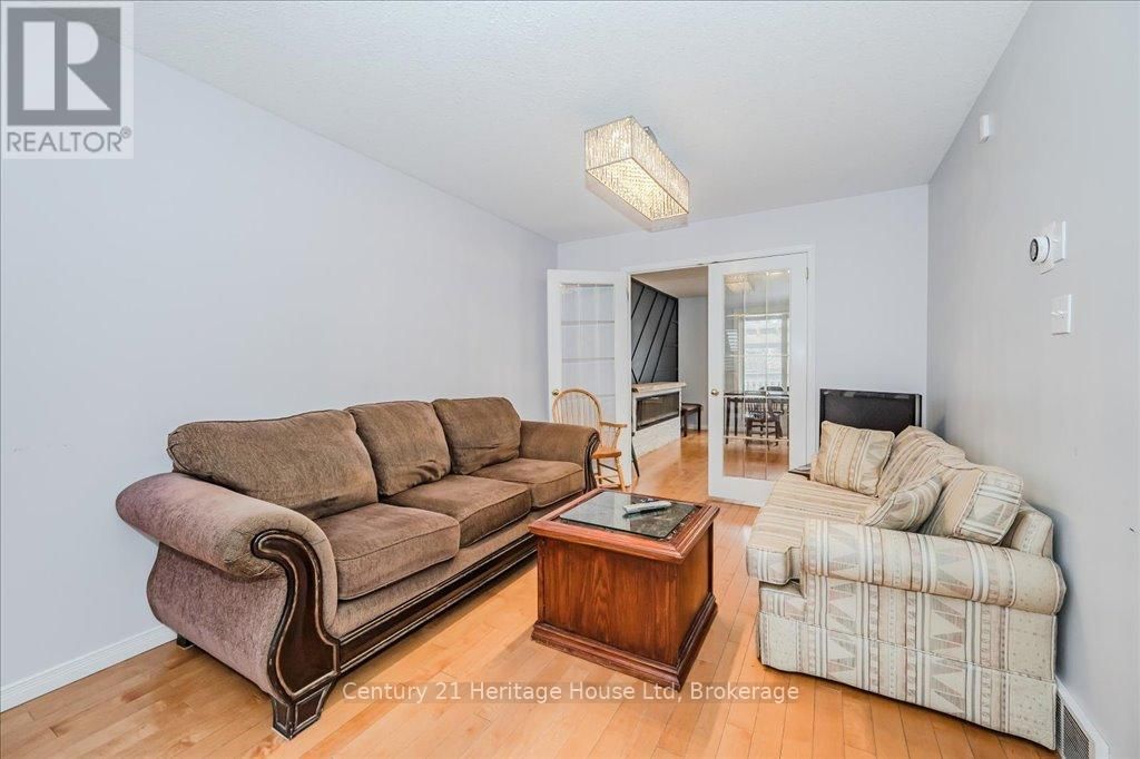 128 MILSON CRESCENT Image 10