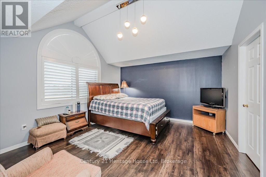 128 MILSON CRESCENT Image 21