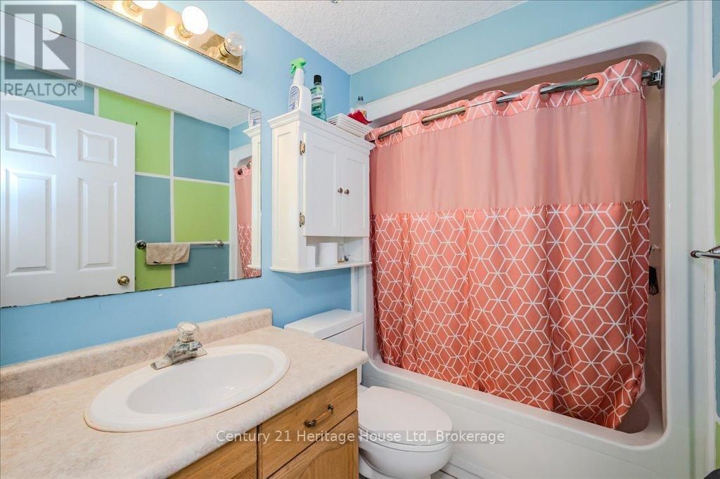 128 MILSON CRESCENT Image 26