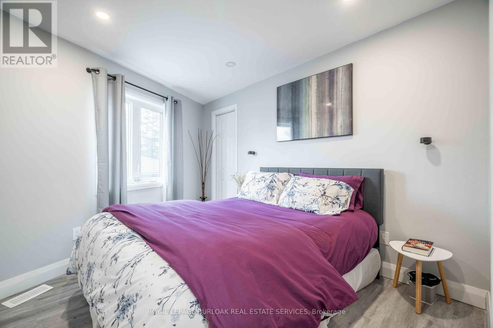8 BANFF DRIVE Image 41