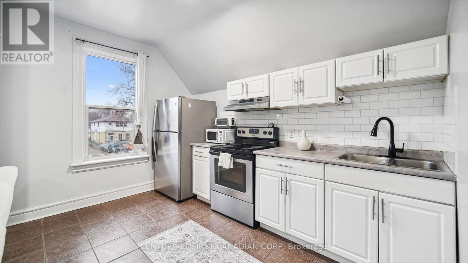 417 GREY STREET Image 15