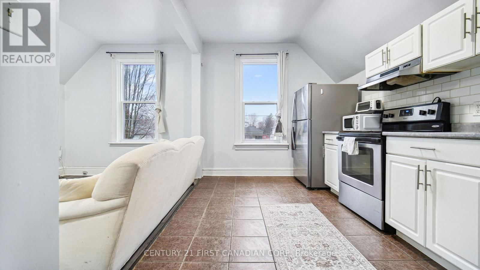 417 GREY STREET Image 16