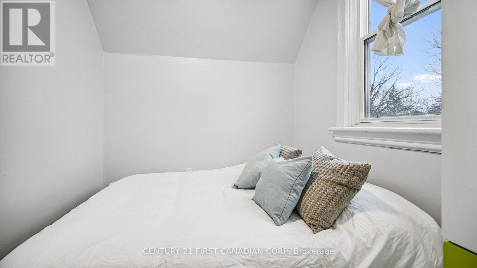 417 GREY STREET Image 19