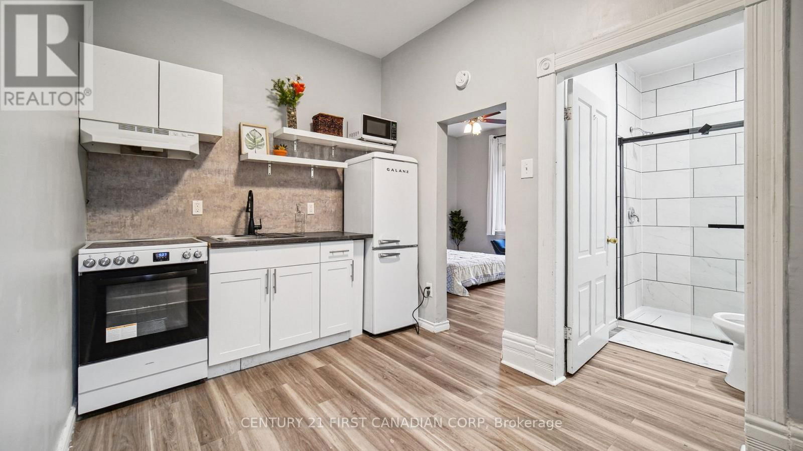 417 GREY STREET Image 28