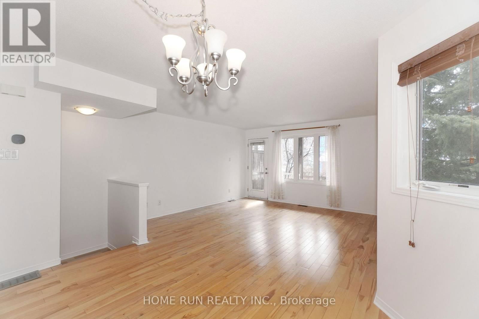 96 STRATHAVEN PRIVATE Image 7
