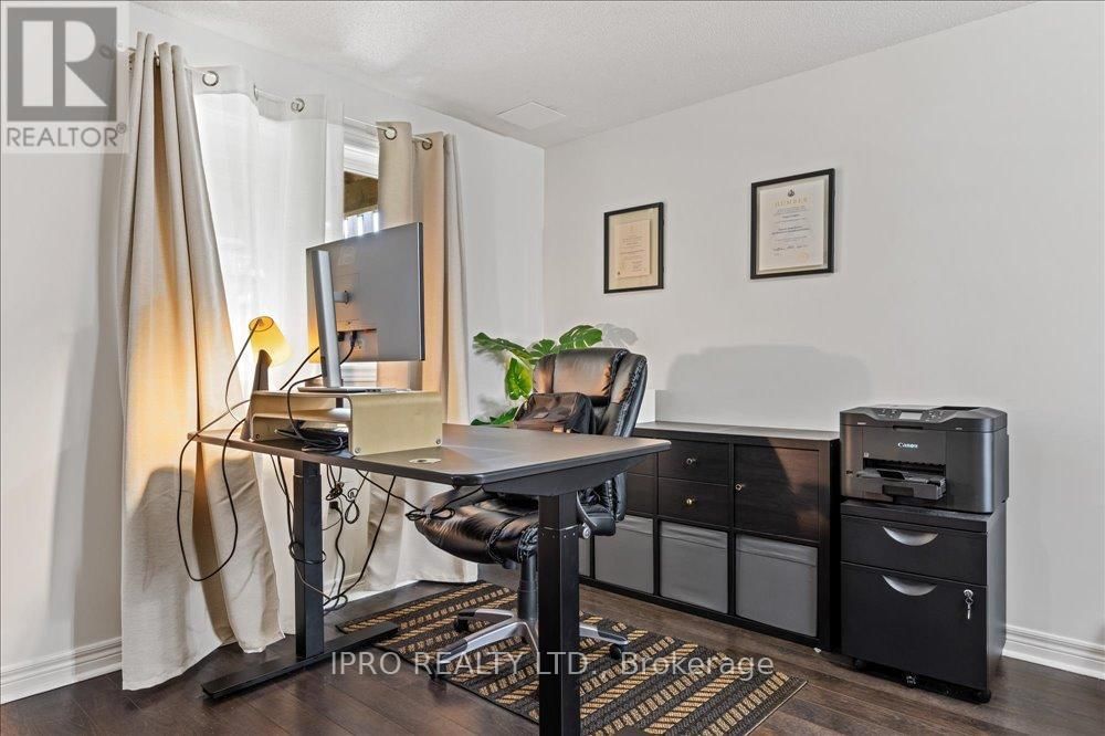 12 - 40 DARTMOUTH GATE Image 26