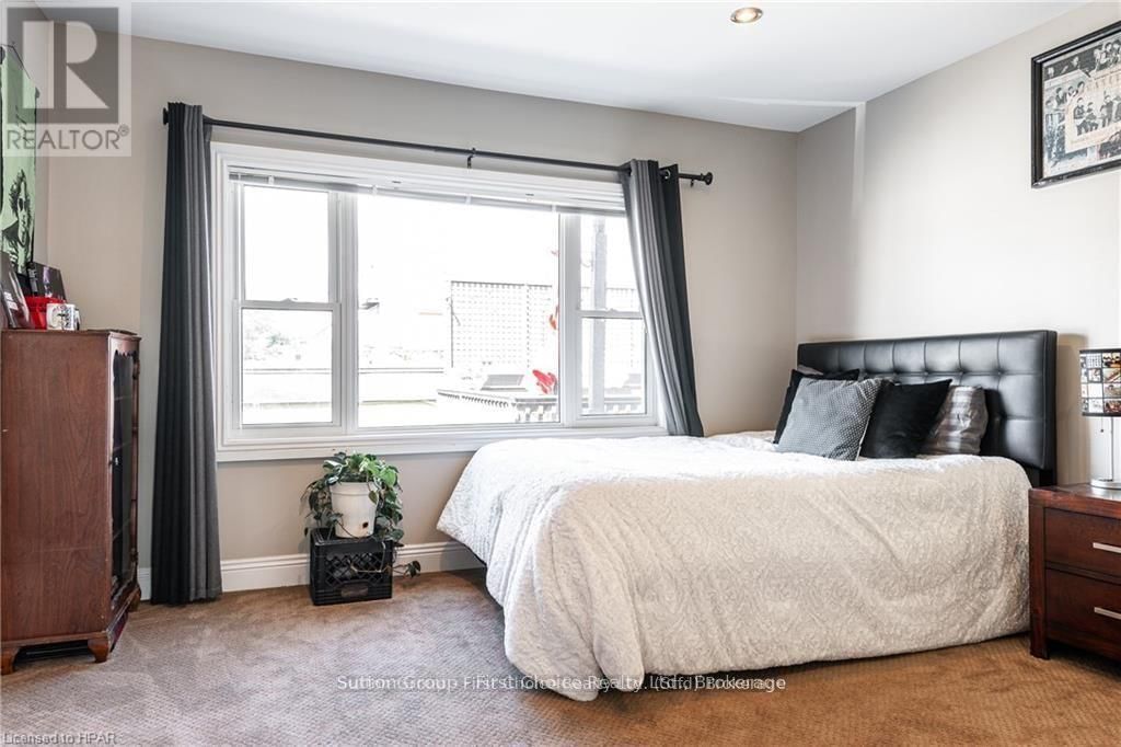152 ST PATRICK STREET Image 23