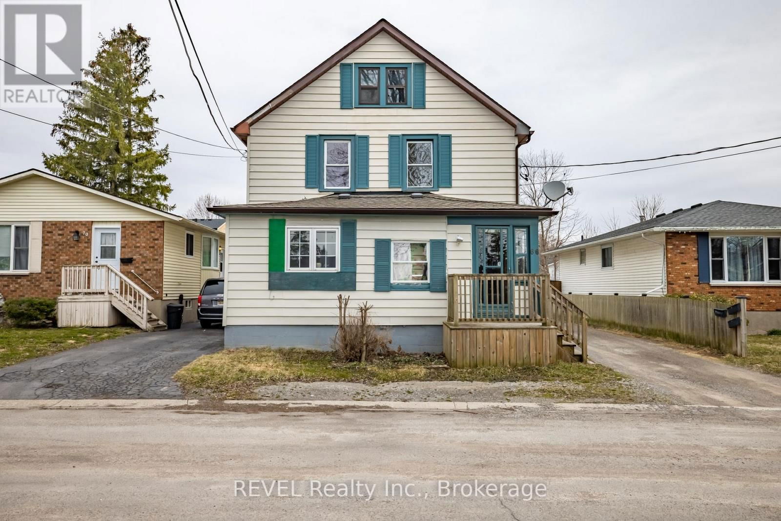 66 LILLIAN PLACE Image 1