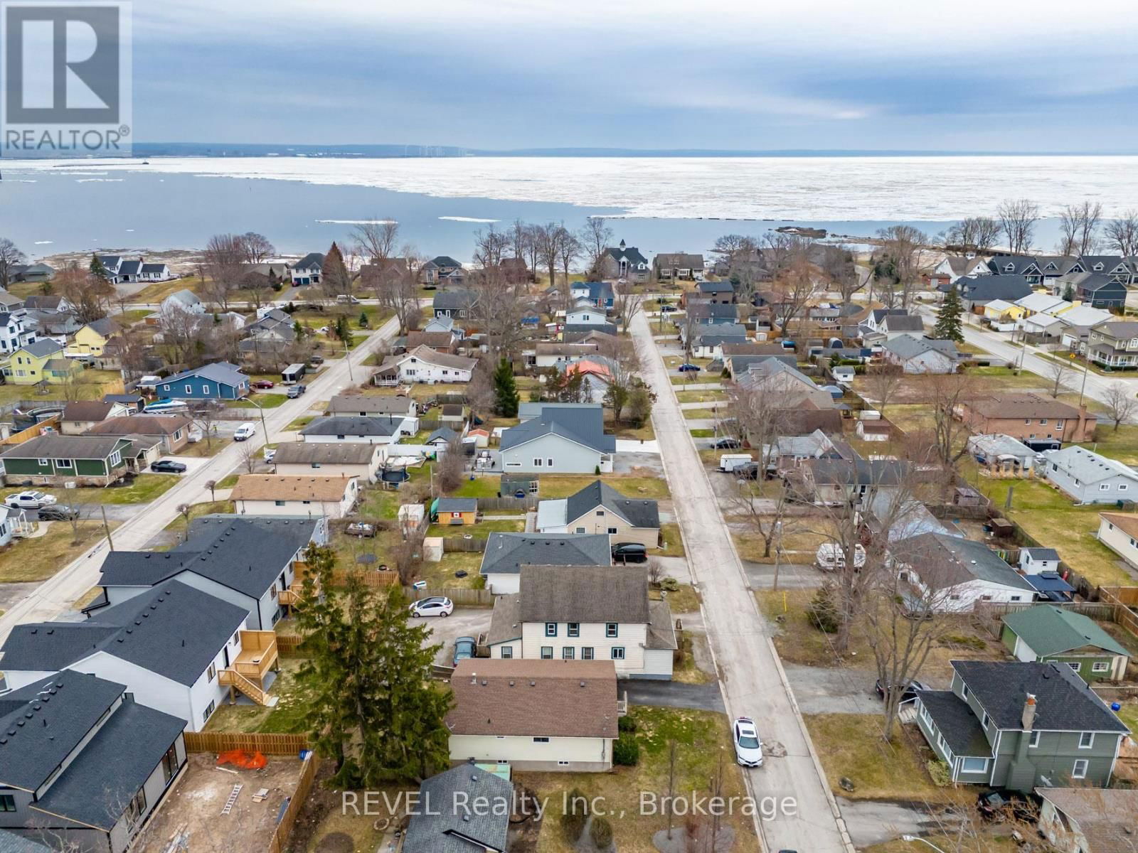 66 LILLIAN PLACE Image 22