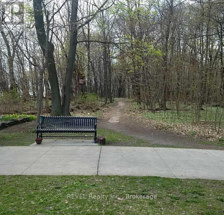 66 LILLIAN PLACE Image 24