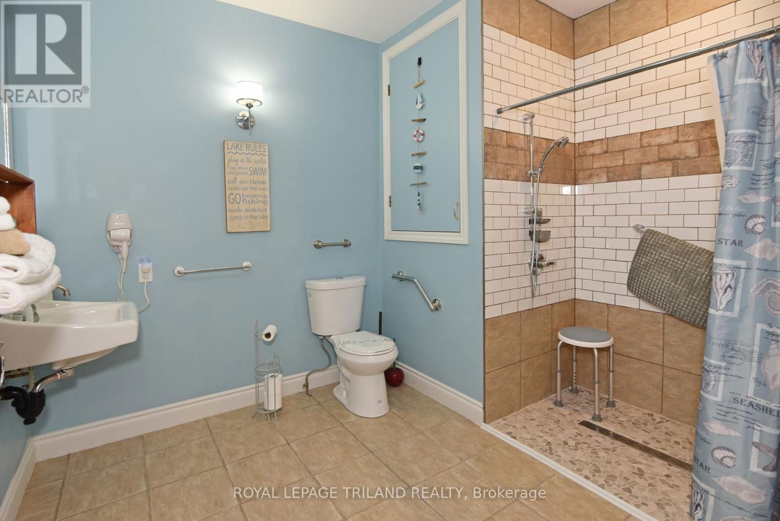 141 MAIN STREET Image 12