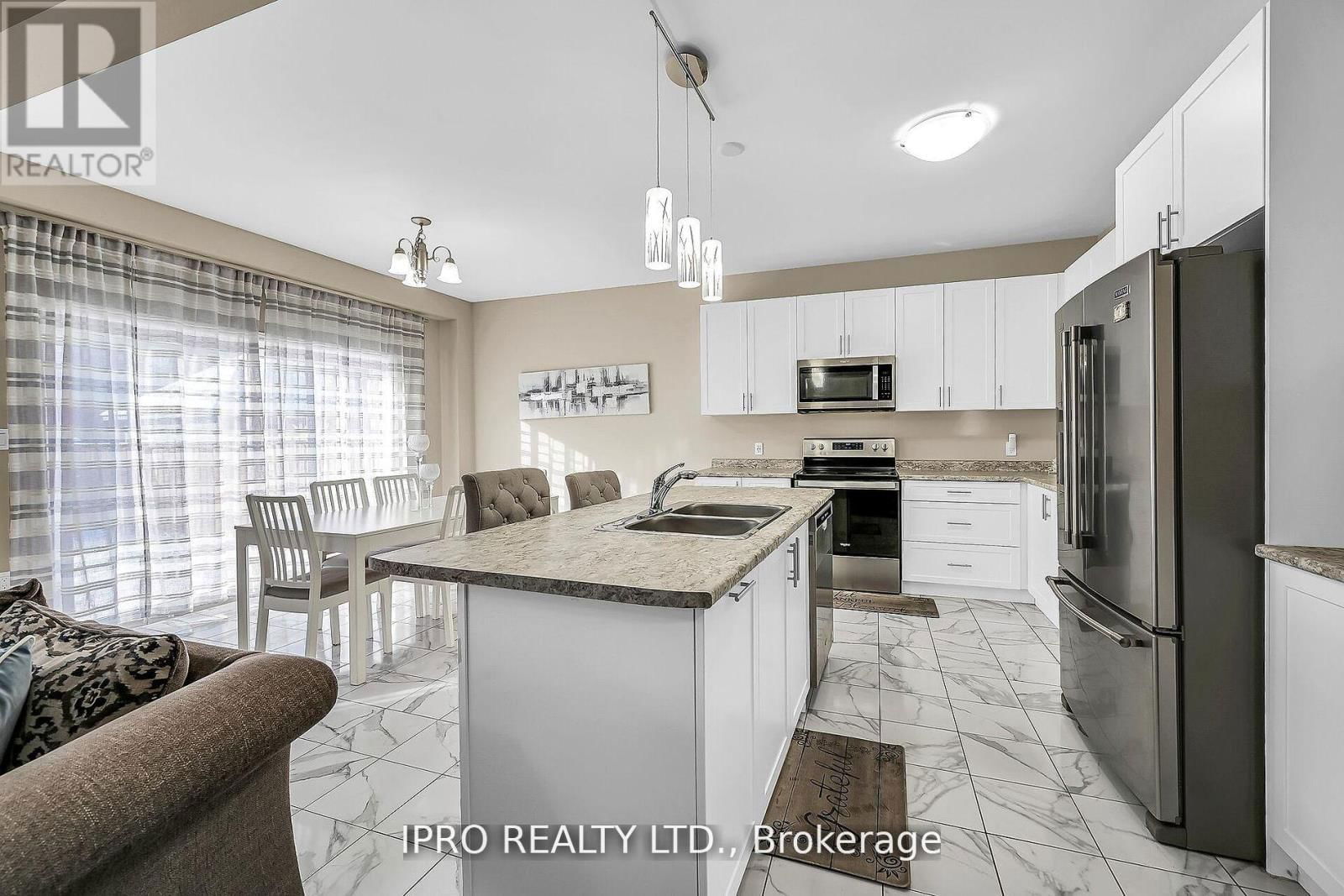 286 DALGLEISH TRAIL Image 10