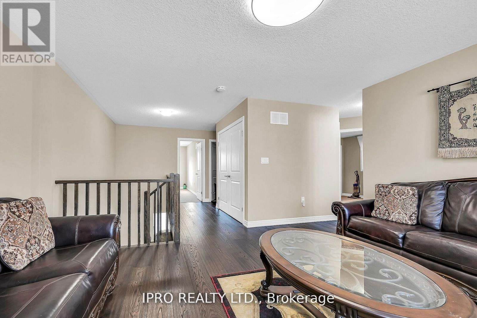 286 DALGLEISH TRAIL Image 24