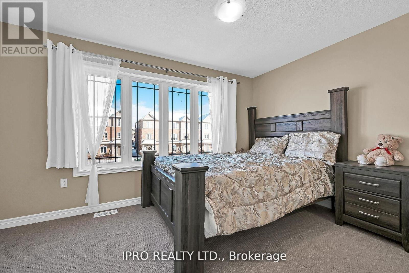 286 DALGLEISH TRAIL Image 25
