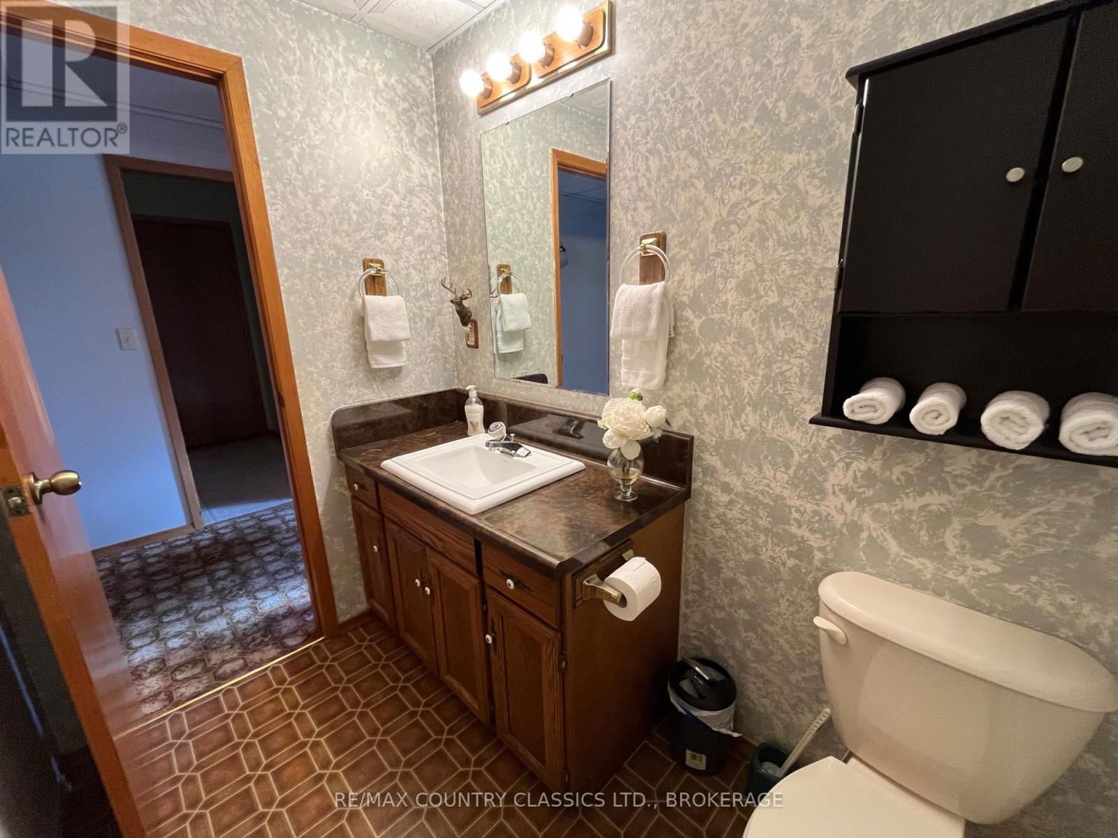 35 CLEMENT STREET Image 32