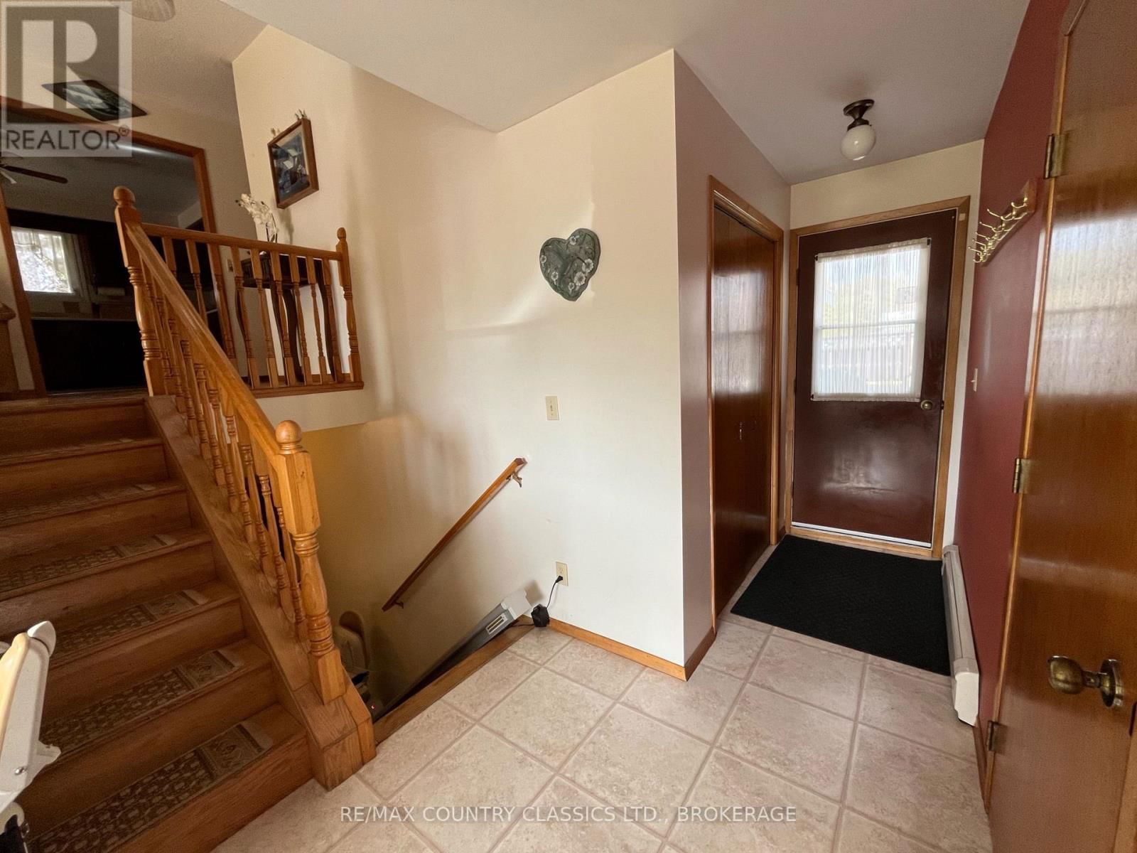 35 CLEMENT STREET Image 4