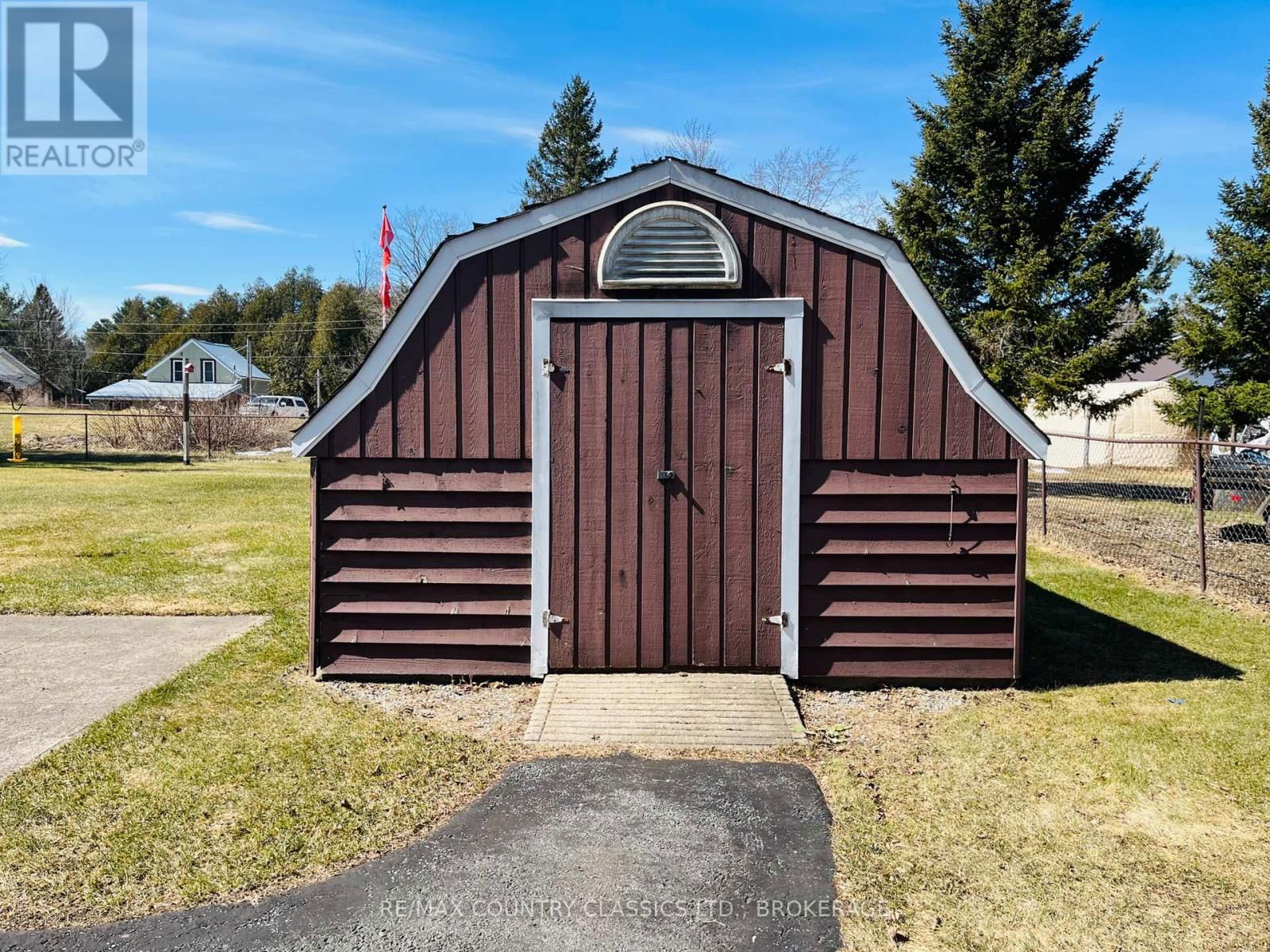 35 CLEMENT STREET Image 43