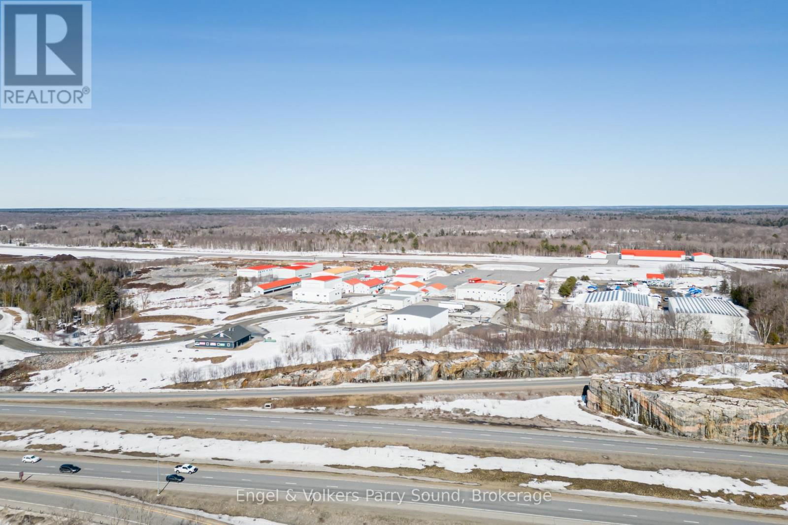 14 HANGAR ROAD Image 6