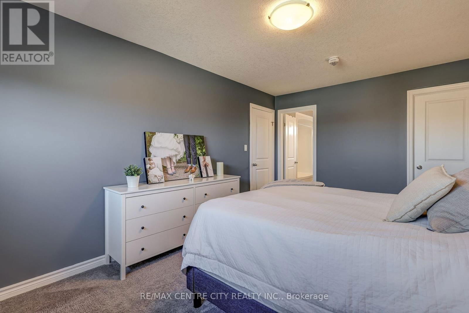 35 BLAIRMONT TERRACE Image 24