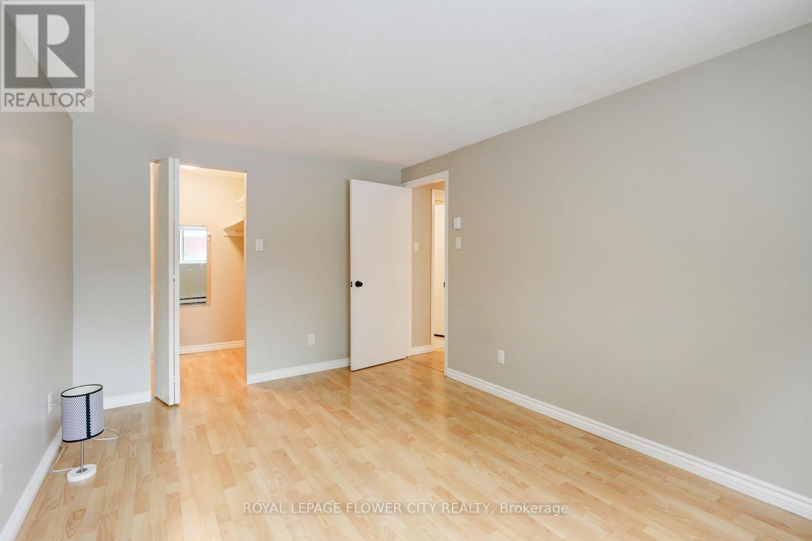 36A - 782 ST ANDRE DRIVE Image 23