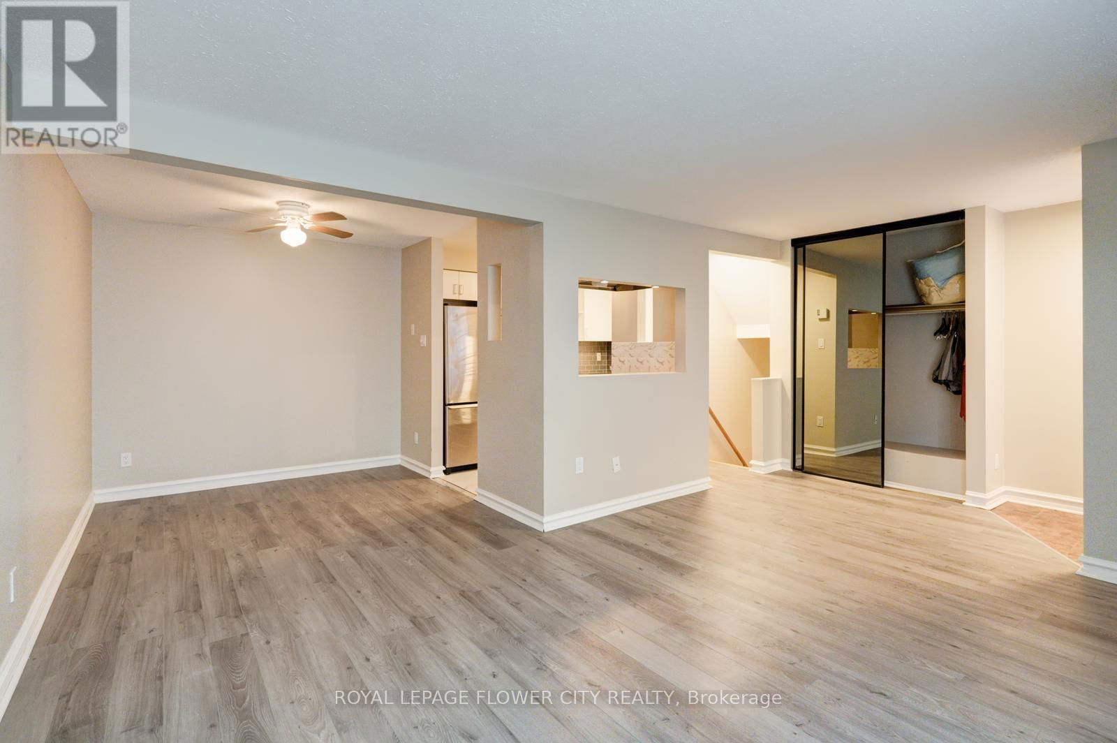 36A - 782 ST ANDRE DRIVE Image 4
