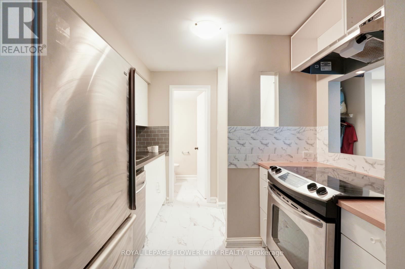 36A - 782 ST ANDRE DRIVE Image 6