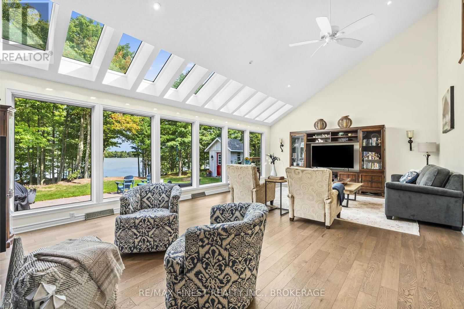 1835 HITCHCOCK DRIVE Image 10