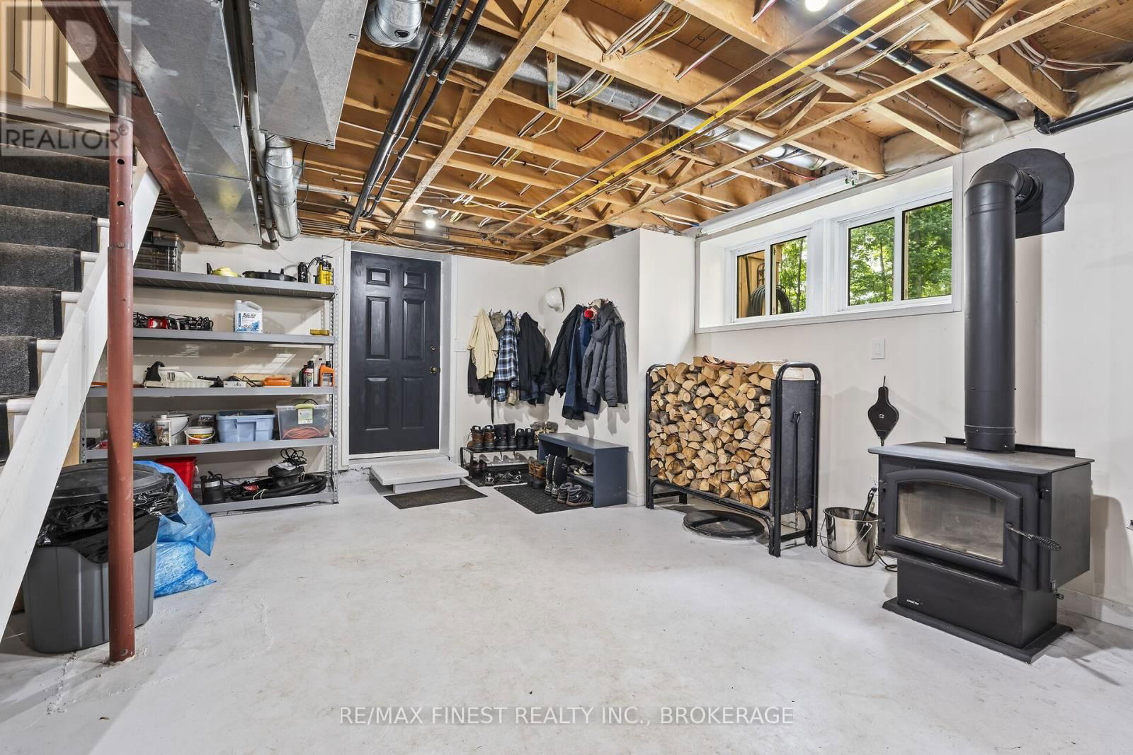 1835 HITCHCOCK DRIVE Image 29
