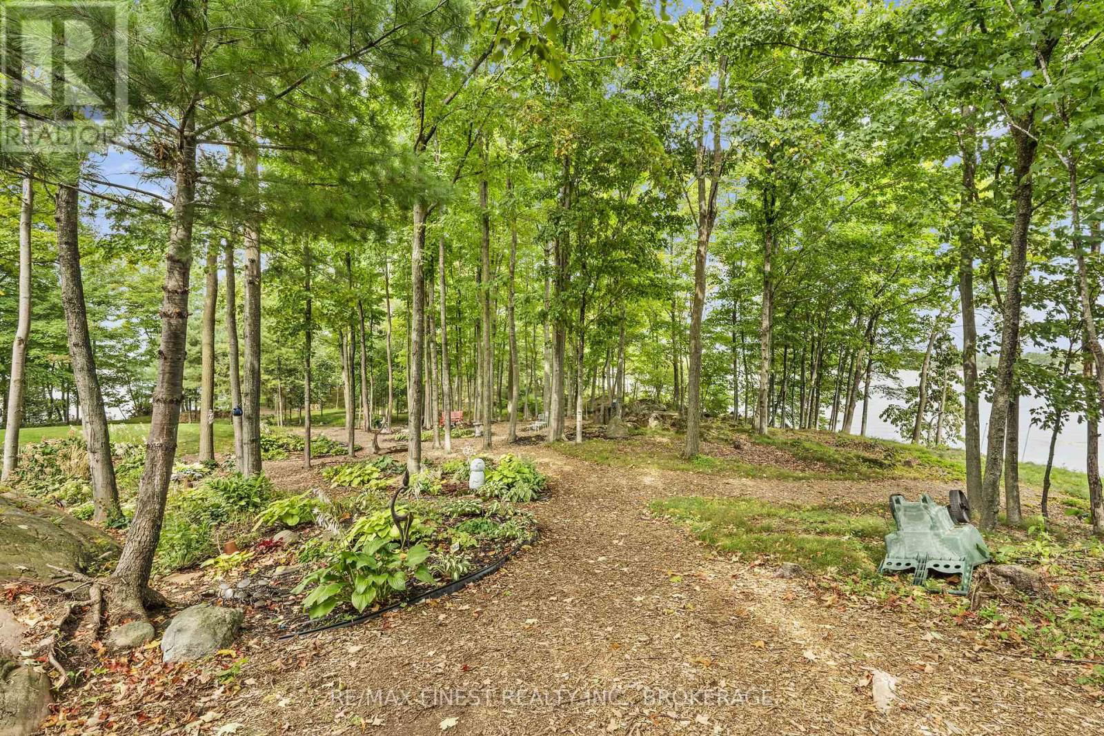 1835 HITCHCOCK DRIVE Image 32