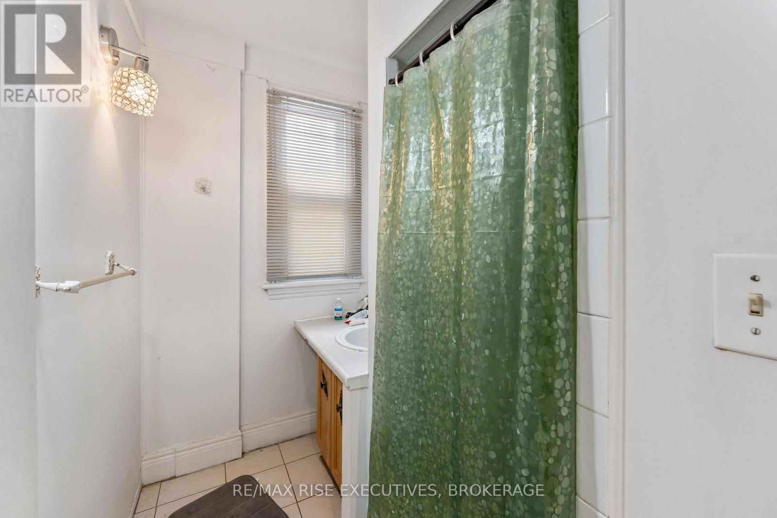307 ALFRED STREET Image 24