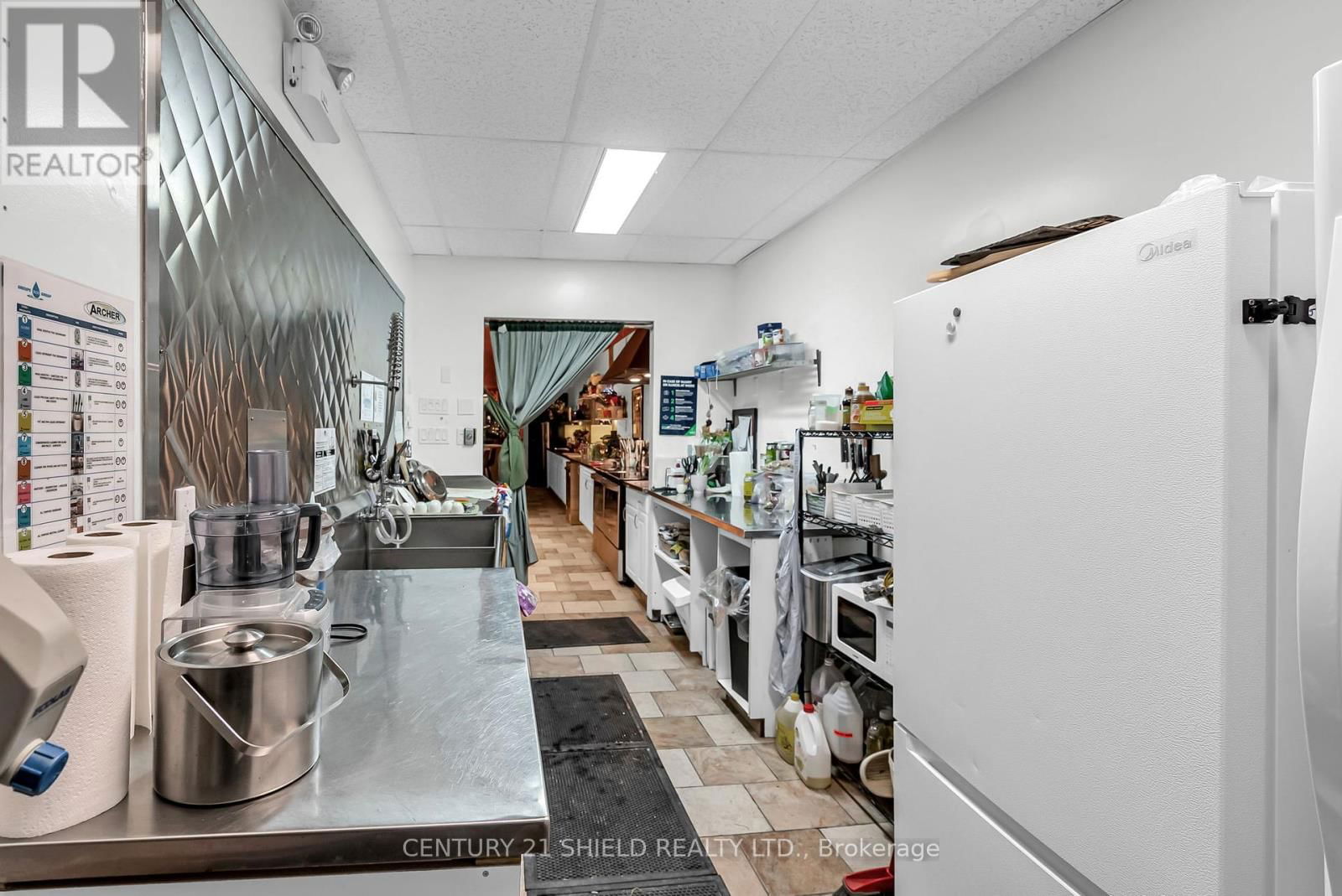 109 PITT STREET Image 17