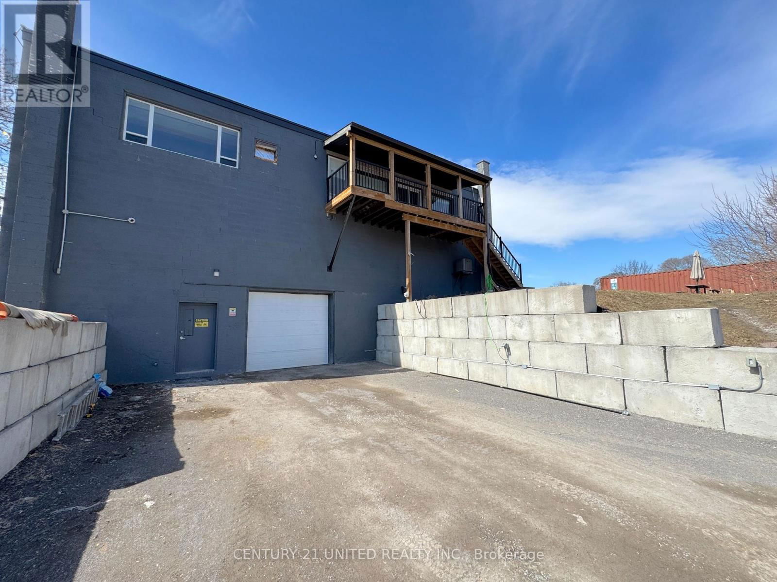 2704 LAKEFIELD ROAD Image 11