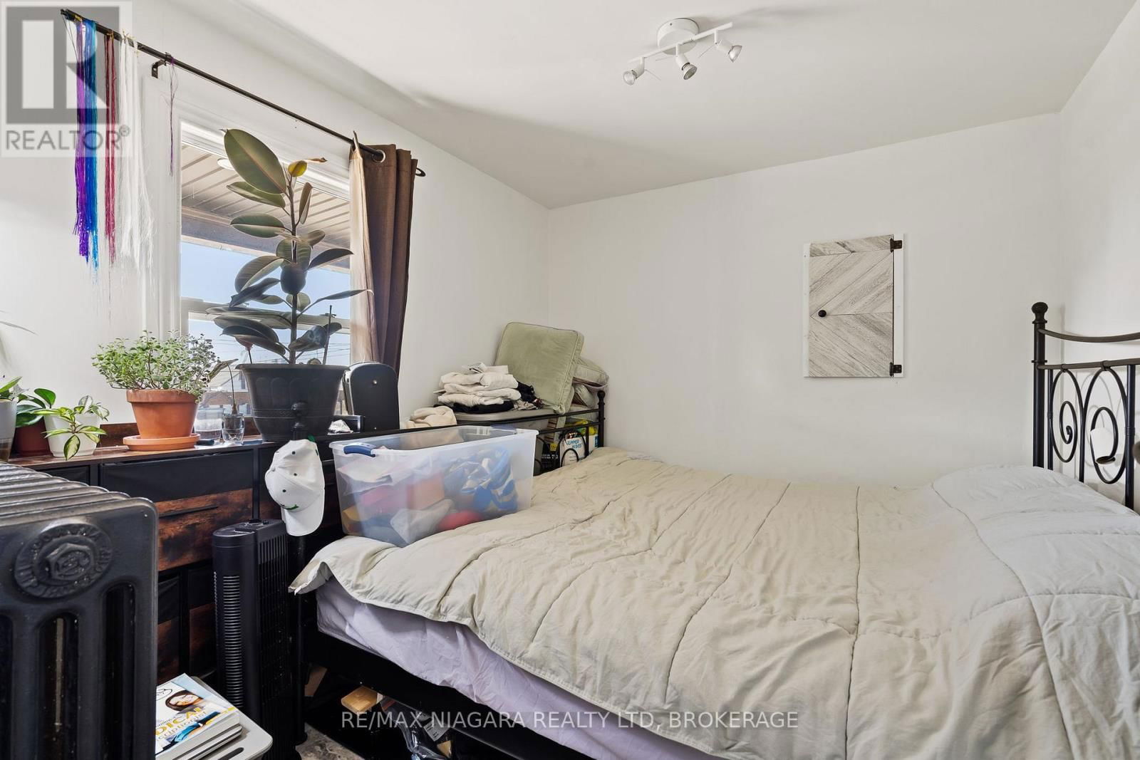 12 NICKEL STREET Image 20