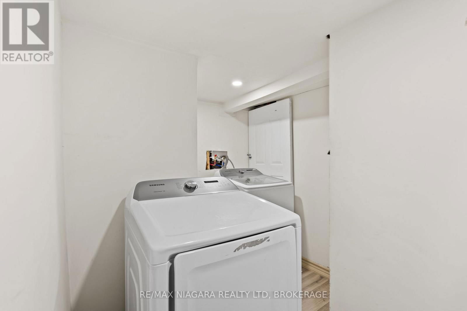 12 NICKEL STREET Image 27