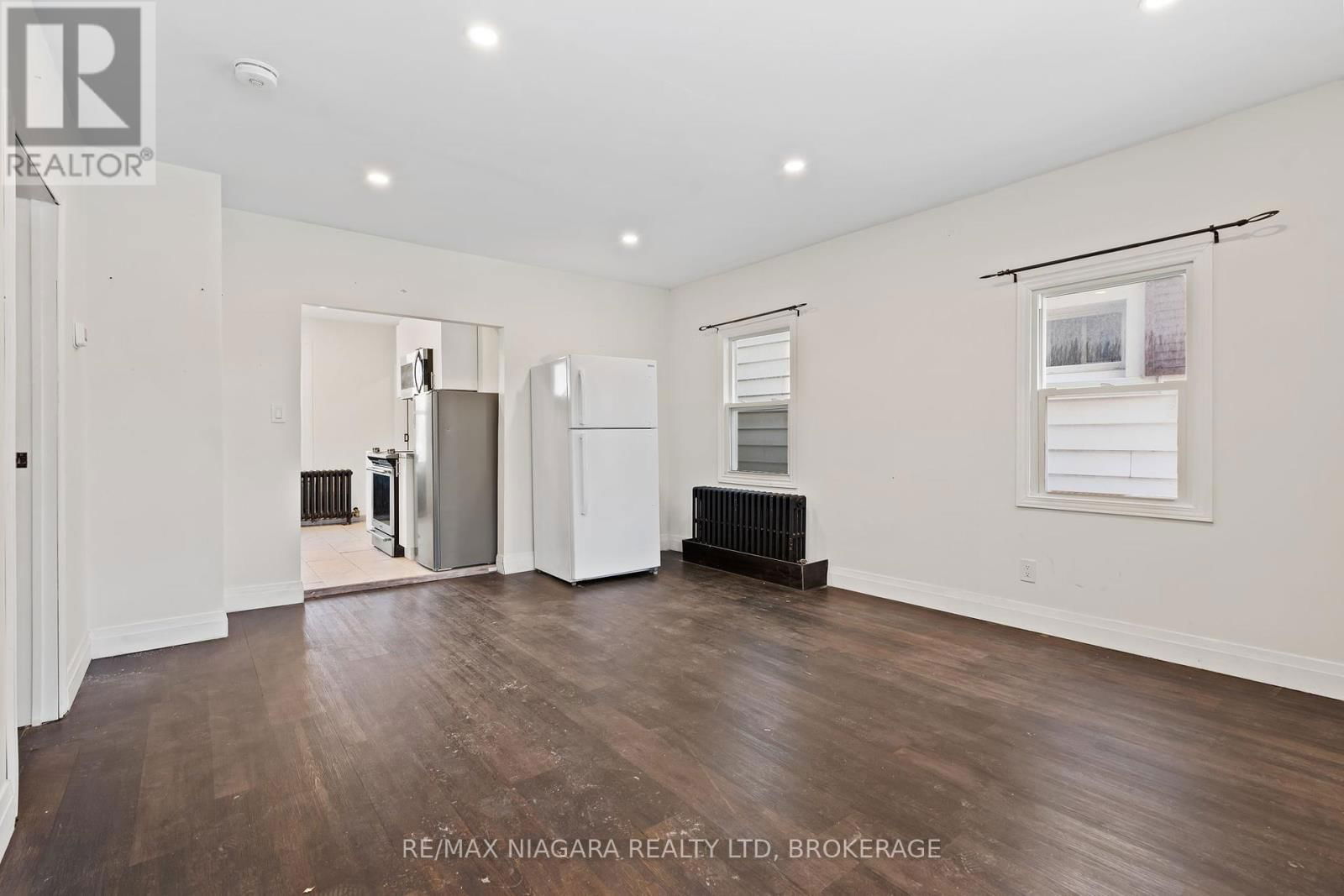 12 NICKEL STREET Image 6