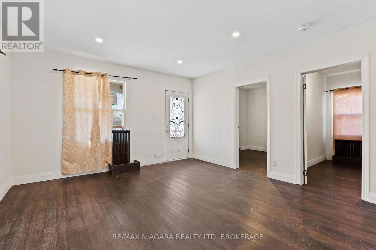 12 NICKEL STREET Image 7