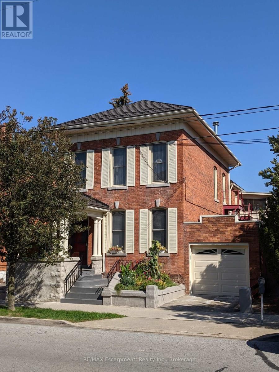 2 - 158 JAMES STREET Image 1