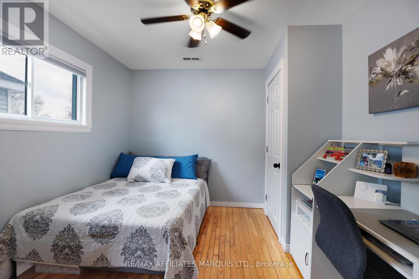 16 LEFEBVRE AVENUE Image 18