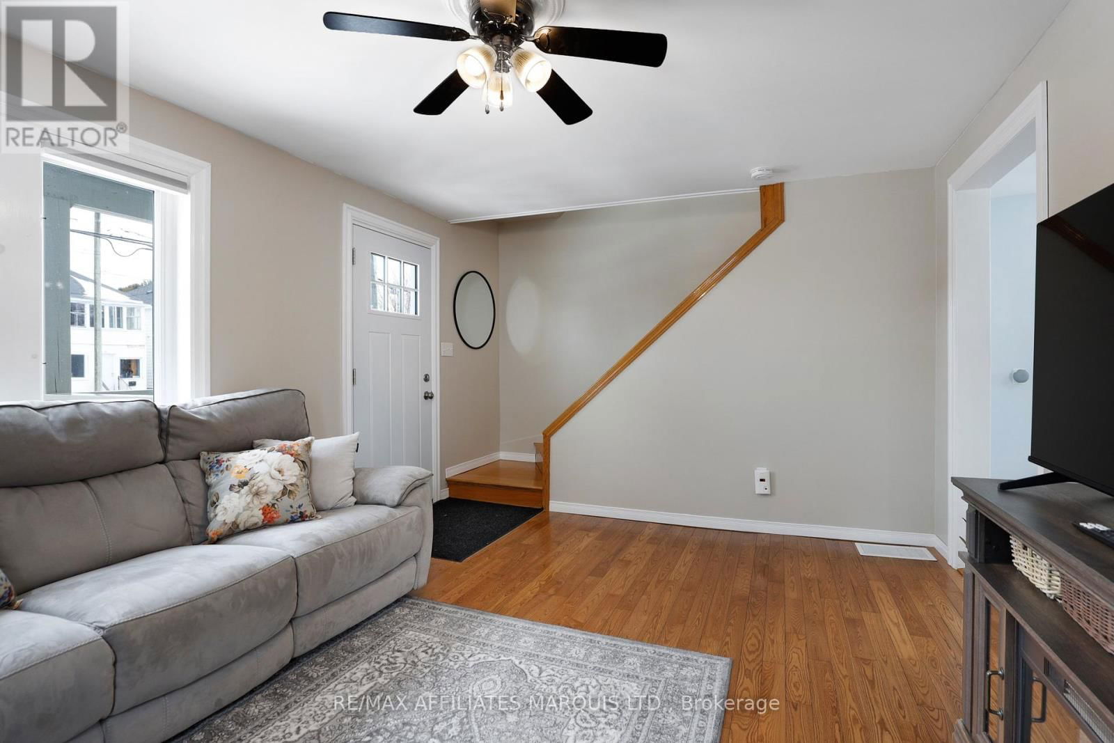 16 LEFEBVRE AVENUE Image 5