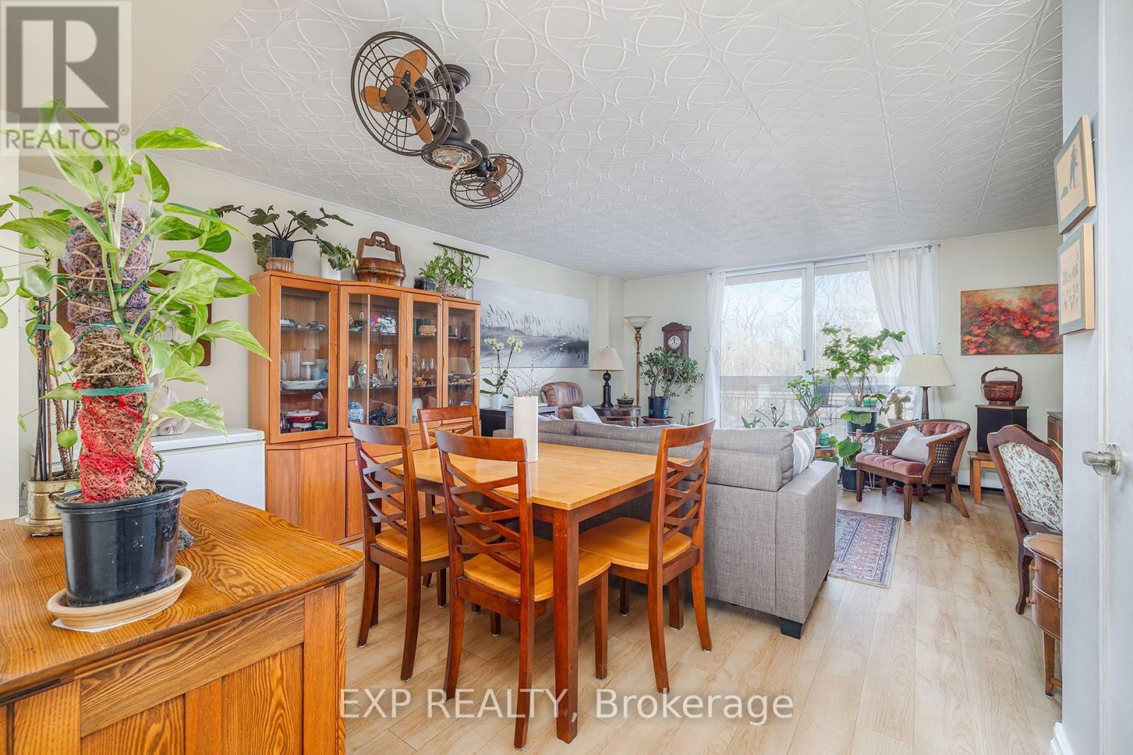 243 - 350 QUIGLEY ROAD Image 10