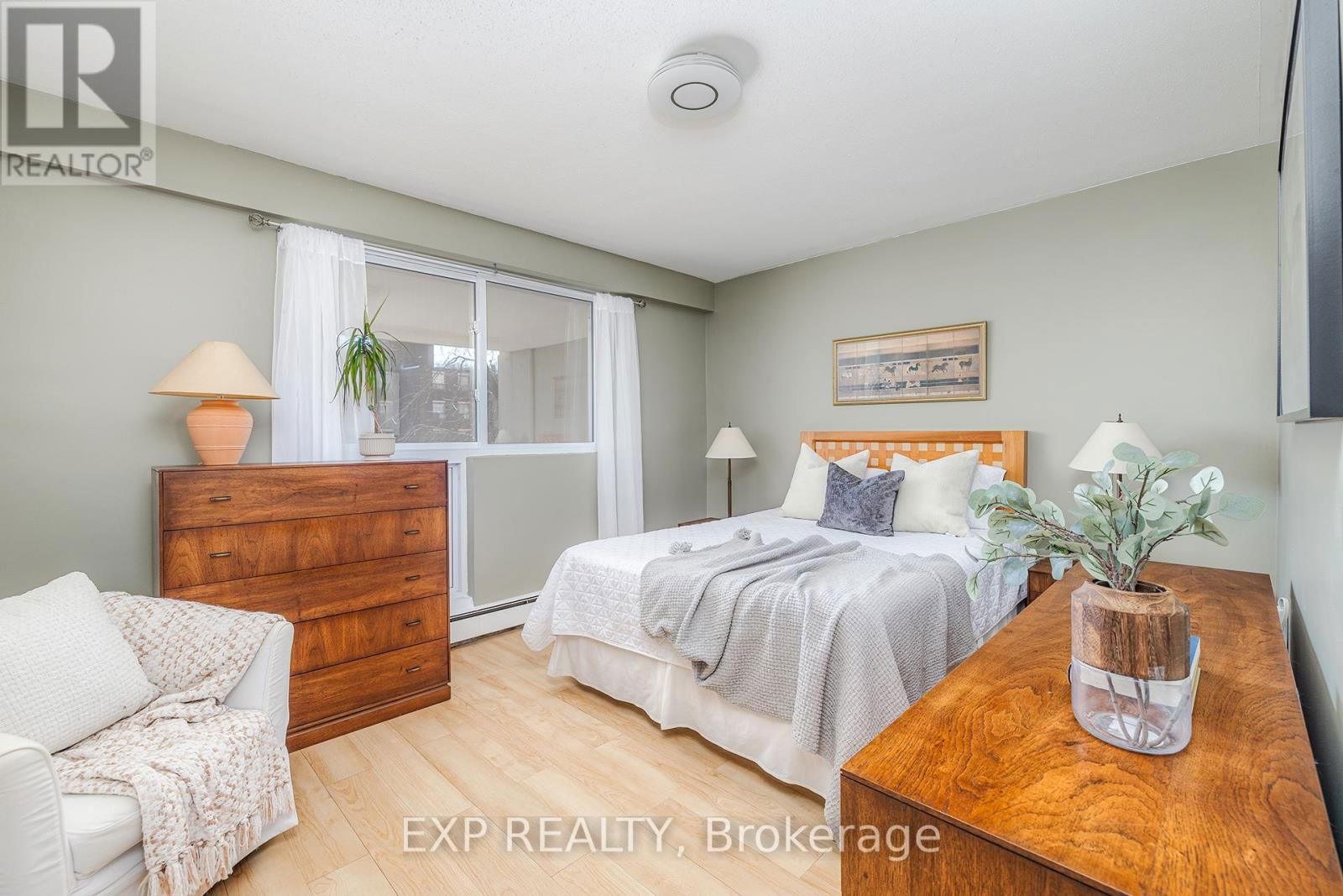 243 - 350 QUIGLEY ROAD Image 13