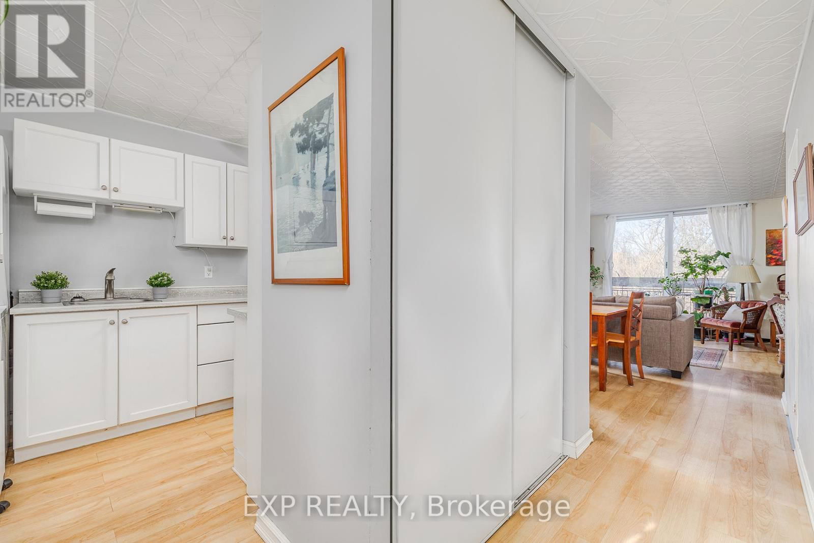 243 - 350 QUIGLEY ROAD Image 4