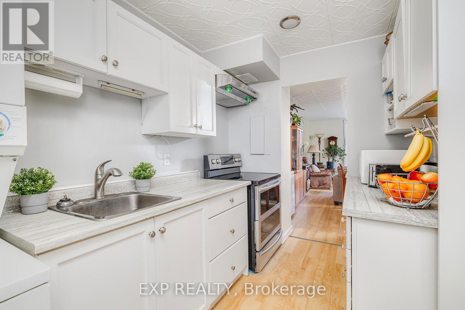 243 - 350 QUIGLEY ROAD Image 6