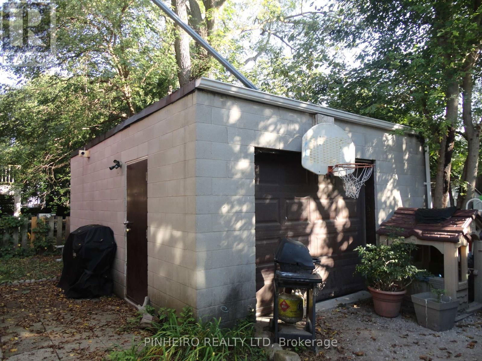 460 ONTARIO STREET Image 4