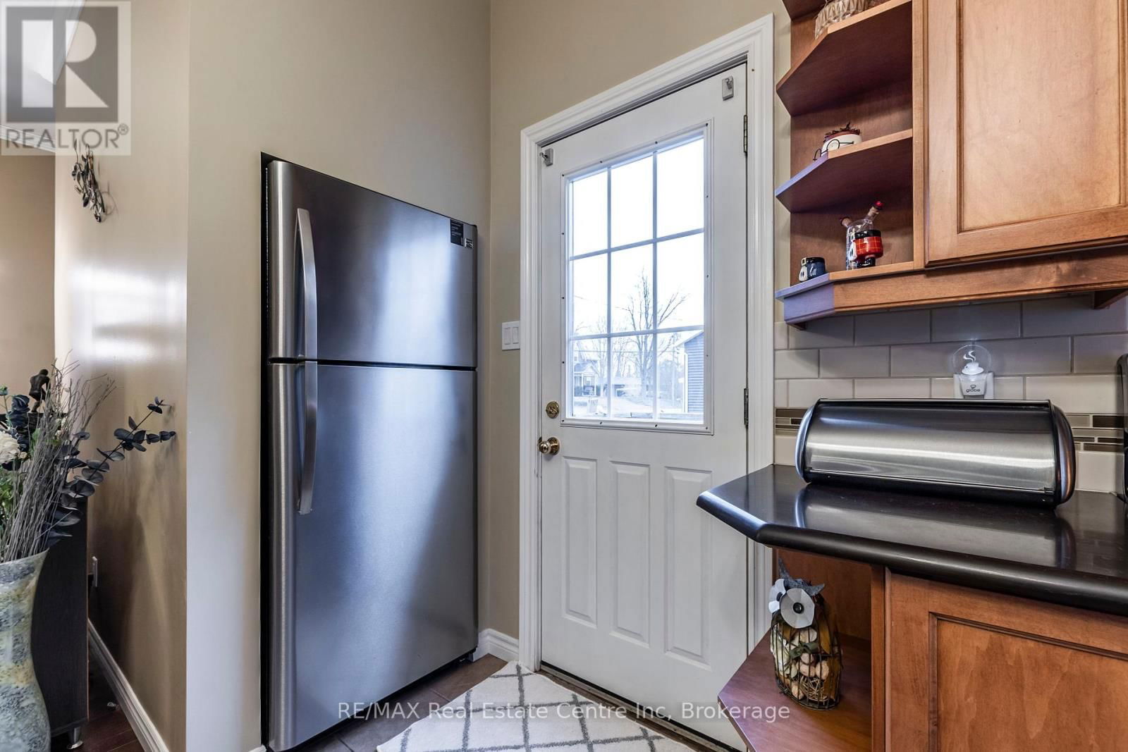 1545 BROCK ROAD Image 8