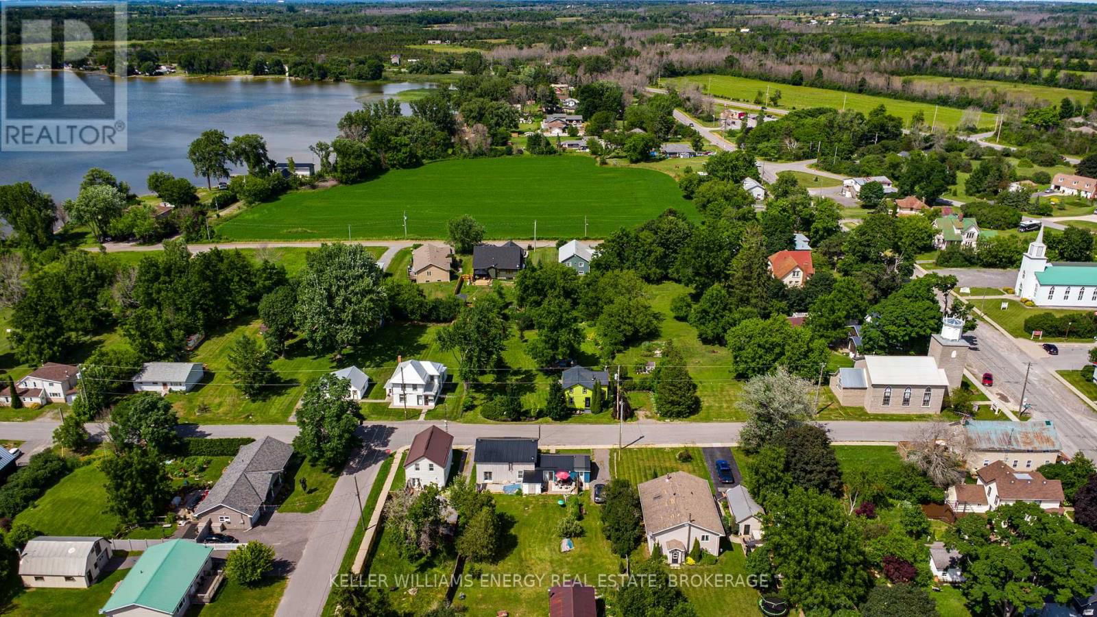 16 SQUIRES STREET Image 36