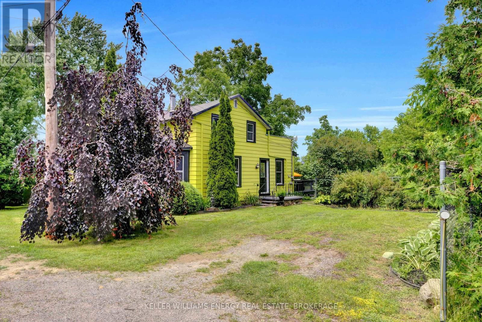 16 SQUIRES STREET Image 46