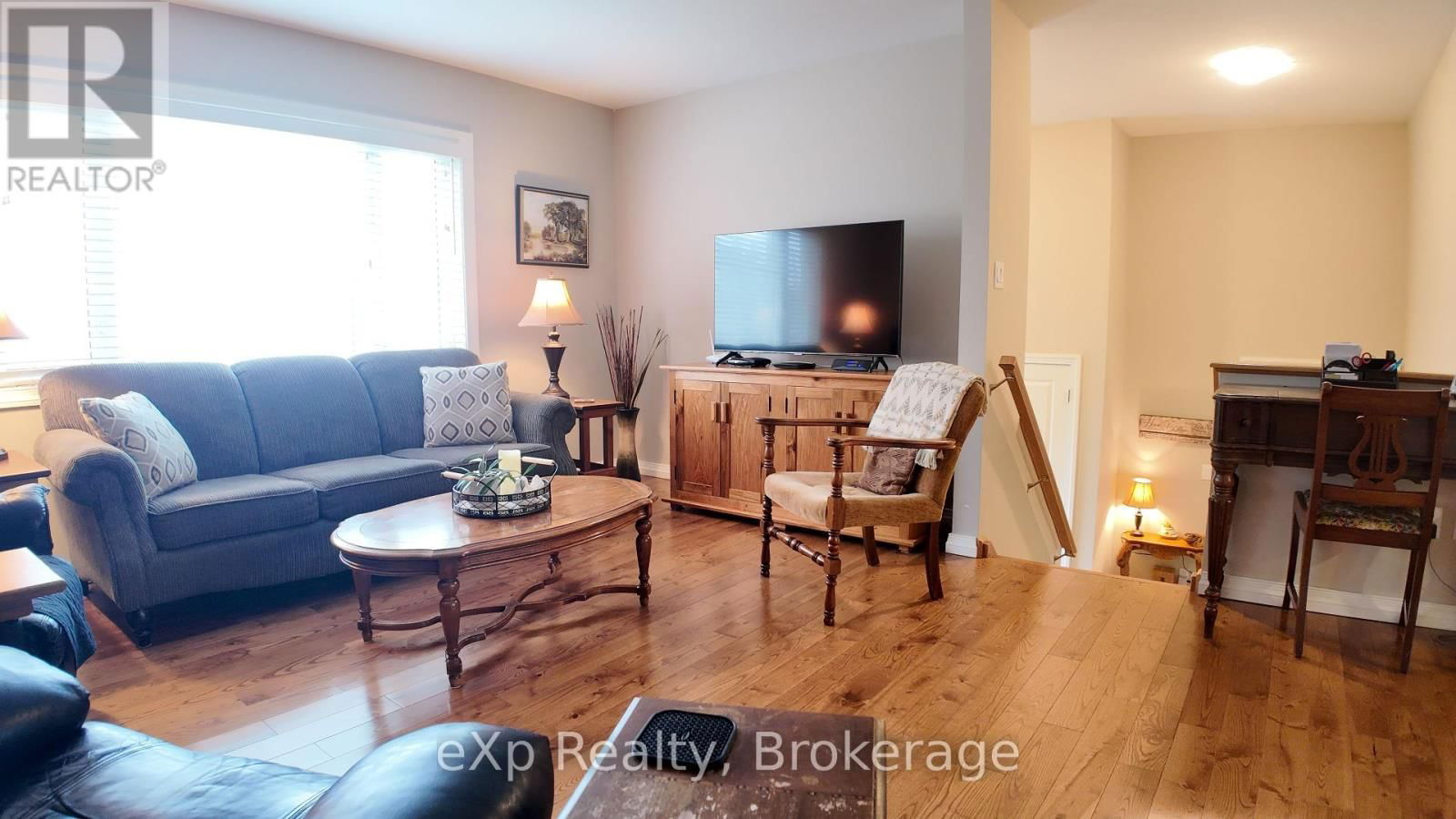 188 12TH AVENUE Image 11